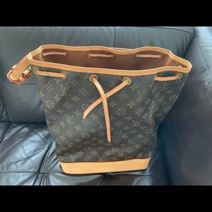 Louis Vuitton Drawstring GM
